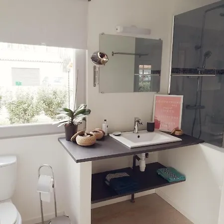 펜션 Maison Moderne Proche Et Léon