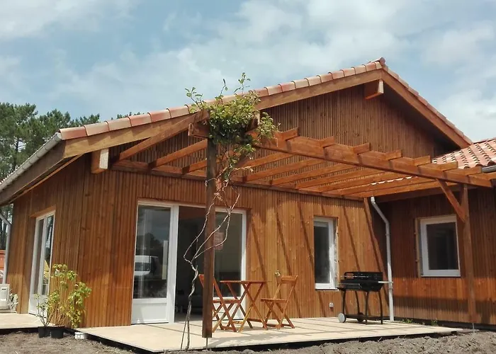 Maison Moderne Proche Et Léon